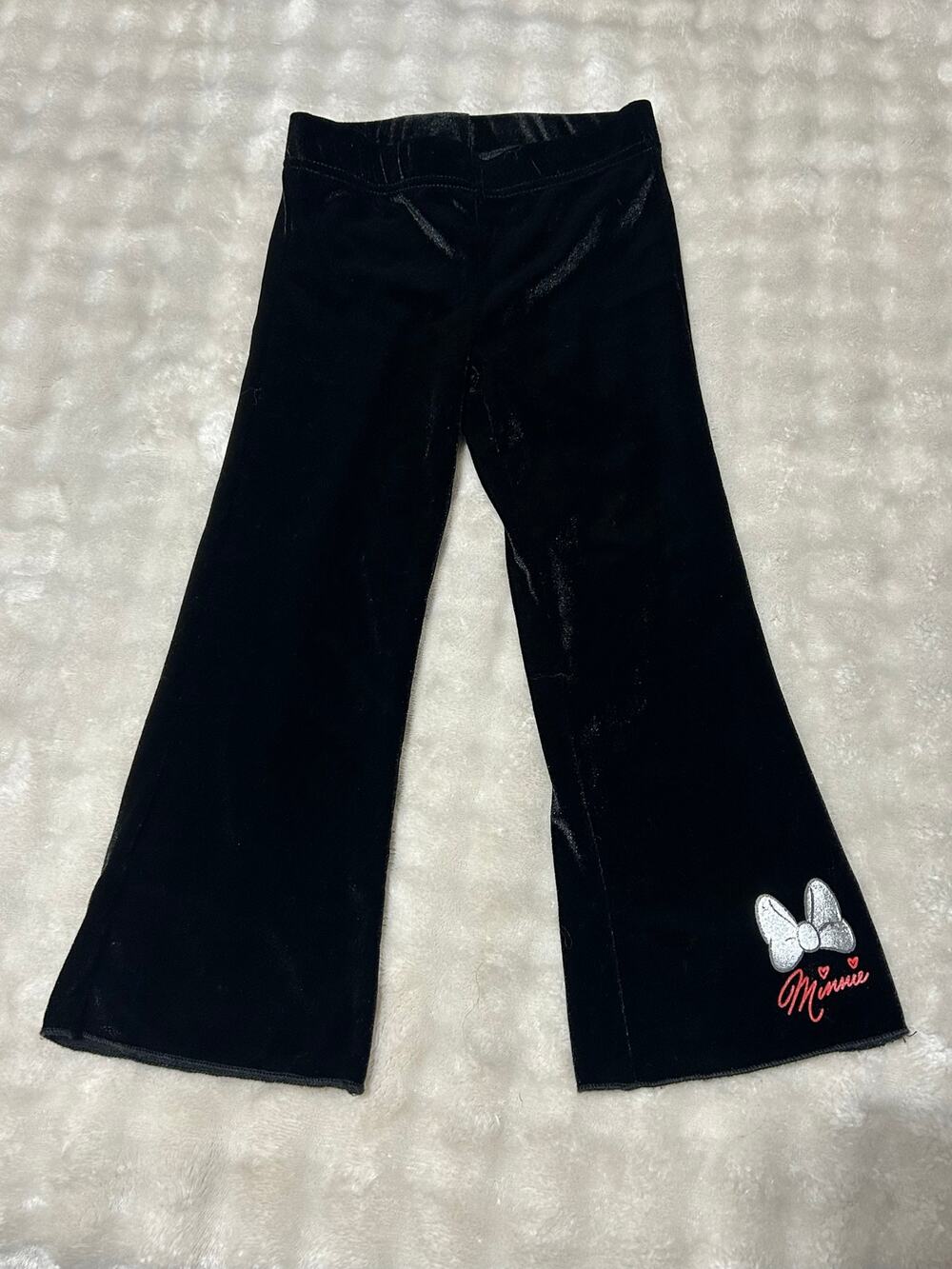 Disney’s Minnie long black pants in girls 4T